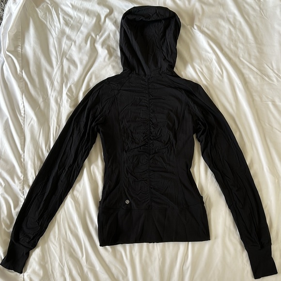 Lululemon In Flux Jacket - Picture 2 of 11